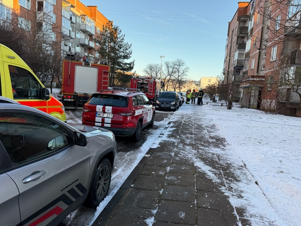 Gargžduose užsiliepsnojo butas penktame aukšte