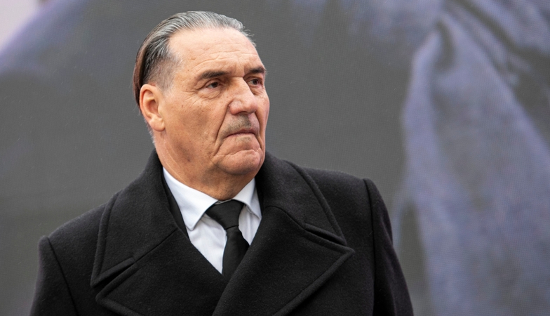 Po 13 metų – Kaušpėdo išpažintis apie išeiti pasirinkusią dukrą