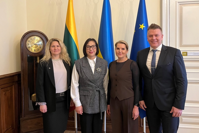 Darbą pradeda trys kultūros viceministrai – Brokas, Kuznecovienė ir Kurmin