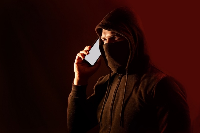 Teismui perduota telefoninių sukčių grupės byla