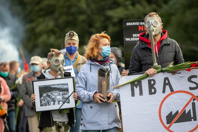 Protestas: Ramučių gyventojai ne kartą protestavo prieš iš Kauno MBA sklindantį dvoką.