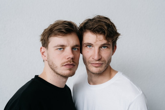 Dubleriai: pagrindinį Ričardo III vaidmenį atlikti spektaklyje ruošėsi Mantas Bendžius (kairėje) ir Karolis Maiskis.