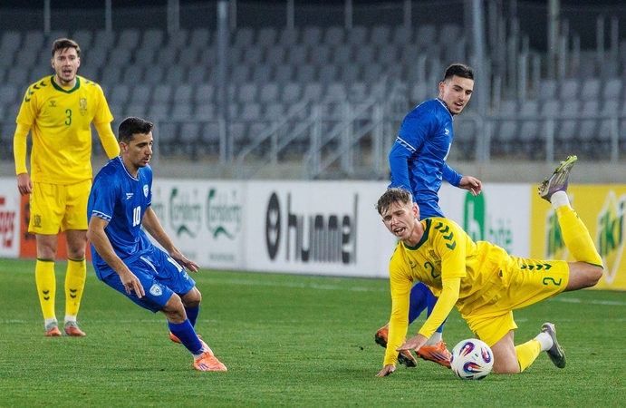 Varžovai: treneris E. Jankauskas nesutiko rungtynių su Izraelio futbolininkais vadinti draugiškomis – kova aikštėje kartais buvo itin kieta.