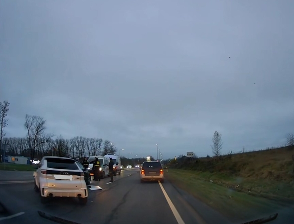 Incidentas: prieš porą savaičių Liepų gatvėje į eismo įvykį pateko automobilis, kurį vairavo nepilnametis, o šalia sėdėjęs dešimtmetis buvo sužalotas.