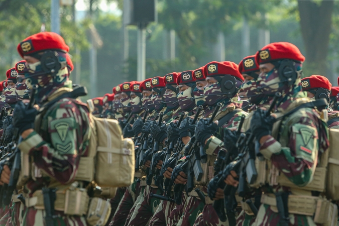 Indonezija rengia tūkstančius karių galimai misijai Gazoje