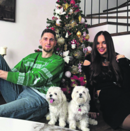 Šventės: Laurynas ir Greta savo namų neįsivaizduoja be dviejų skardžiabalsių – Leo ir Očio. 