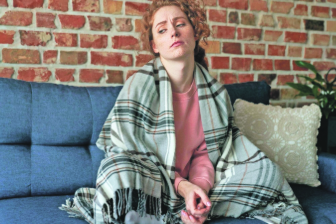 Pasireiškia: trūkstant vitamino C dažniau susergama peršalimo ligomis, gali kraujuoti dantenos ir lėčiau gyti žaizdos.