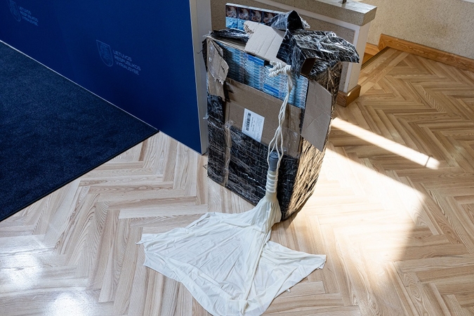  Meteorologiniu balionu skraidintos kontrabandinės cigaretės