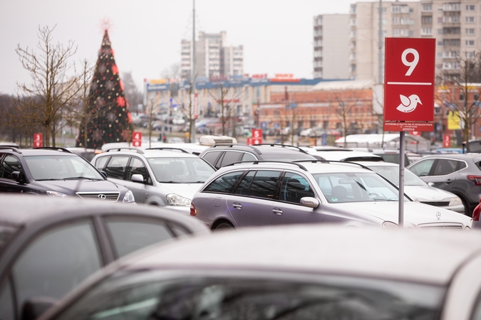 Automobilių parkavimo aikštelė