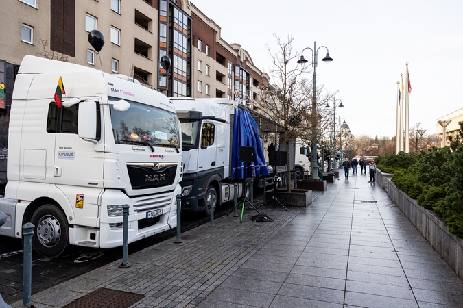 Lietuvos vežėjų asociacijos protestas prie Seimo