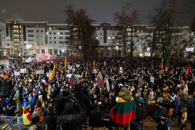 Ketvirtadienio protestas „Šalin rankas nuo laisvo žodžio!“