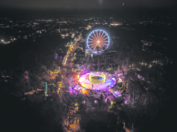 Naujovė: pirma kartą Palangoje įrengta čiuožykla jau sulaukė didžiulio pasisekimo.