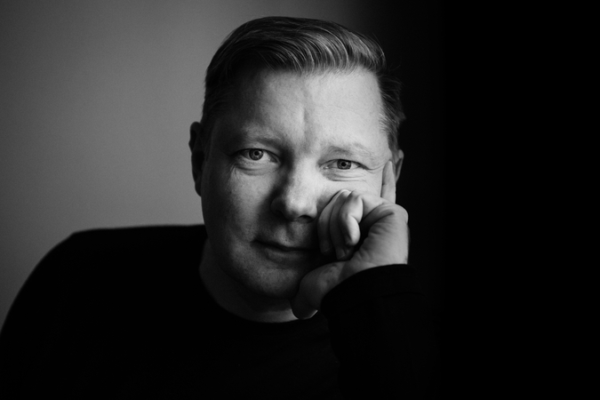 Tęsinys: po stulbinamo „Pietinia kronikas“ pasisekimo R. Kmita sugrįžo prie jį įkvėpusios XX a. dešimtojo dešimtmečio šiauliškių jaunuolių istorijos.