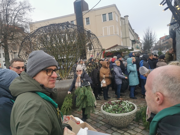 Eglišakių dalijimo akcija Klaipėdoje