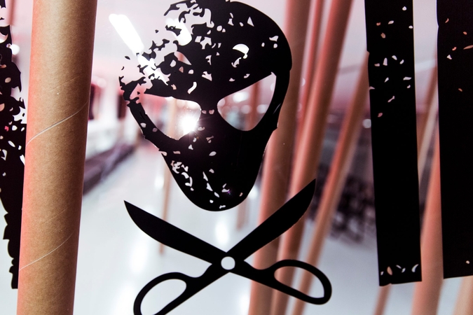 INJEKCIJA grįžta: jaunų dizainerių „dozė“ Nacionalinėje dailės galerijoje