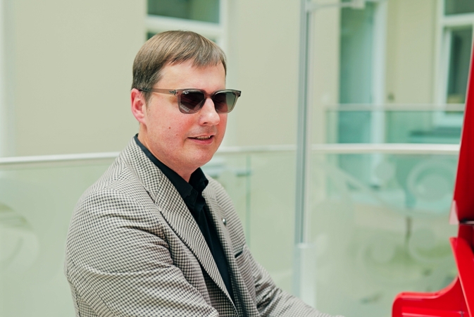 Dainininkas Aurimas Papečkys.