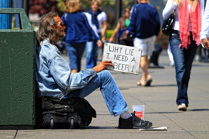 Benamis vienišoms motinoms paaukojo 200 eurų
