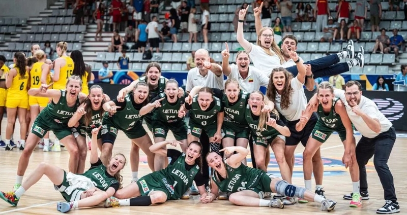 Lietuvos krepšinio metai: istoriniais pasiekimais ir medaliais spindinti jaunimo rinktinių vasara