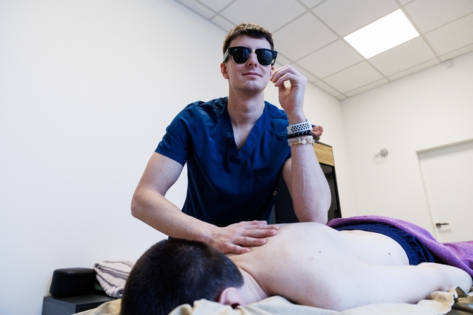 Veikla: M. Dvylaičio įkurtame SPA dirba žmonės, turintys didesnę ar mažesnę regėjimo negalią.