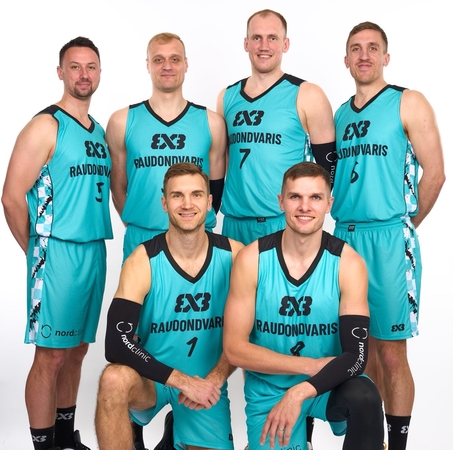 Iššūkiai: užgriuvusios sveikatos problemos nesustabdė „Hoptrans“ ekipos šuolio į pasaulinį elitą.