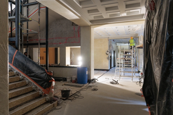 Sustojo: savivaldybė dėl vidaus remonto darbų vėlavimo nutraukė sutartį su bendrove „Auksetas“.