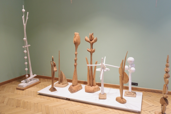 Kūrybiškumas: muziejuje eksponuojama nedidelė dalis S. Straigio kūrinių – jų menininkas sako sukaupęs dar kelioms parodoms.