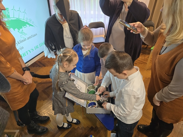 Perspektyva: tvari ateitis prasideda nuo pačių mažiausių – vaikų, kurie šiandien mokosi rūpintis, mylėti ir saugoti gamtą.