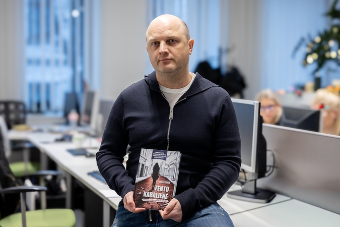 Pagarba: „Fento karalienę“ D. Dargis dedikavo savo dėdei Alvydui, kuris mirė 2024 m.