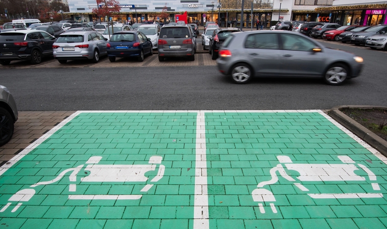 Margumynas: kiekviena savivaldybė yra sukūrusi savas elektromobiliams skirtų lengvatų sistemas.