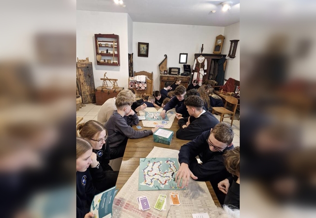 Pažintis: žaidimo pristatymo akimirka Babtų kraštotyros muziejuje.