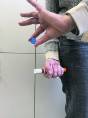 Rizika: anafilaksija – sunki sisteminė alerginė reakcija, kylanti po kontakto su alergenu, kurios metu gali sutrikti kvėpavimas, virškinimo, širdies ir kraujagyslių sistemų veikla. Tokiais atvejais nesuteikus skubios pagalbos pacientas gali mirti.