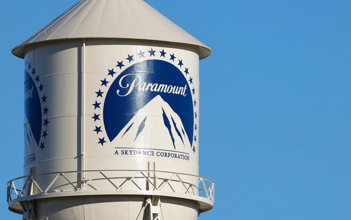 „Paramount“ stoja į kovą su „Netflix“ dėl „Warner Bros. Discovery“