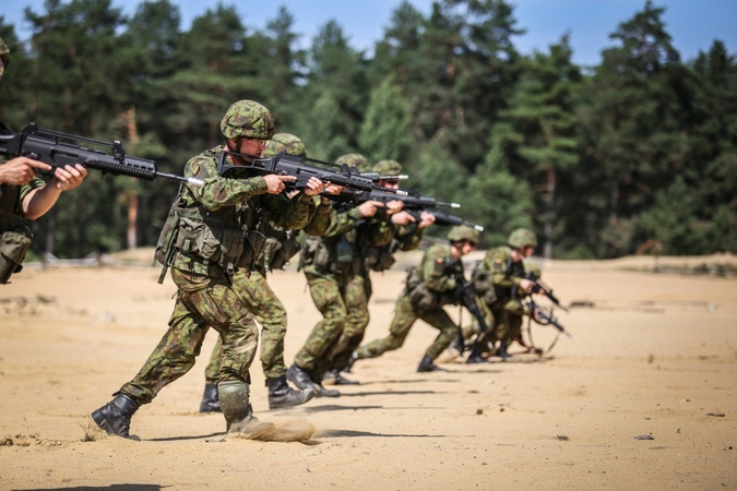Kada šauktiniams karo padėties metu būtų leidžiama išvykti iš Lietuvos?