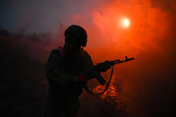 Rusijoje nuteisti 4 kariai už prokremliško amerikiečio nužudymą