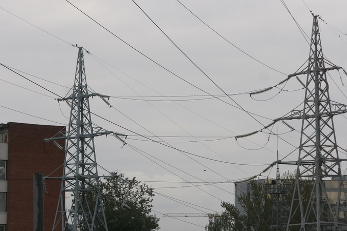 Nuo sausio – didesni prijungimo prie elektros skirstomųjų tinklų įkainiai