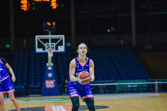 Tolimų metimų rekordą pakartojęs „Neptūnas-Amberton“ nušlavė panevėžietes