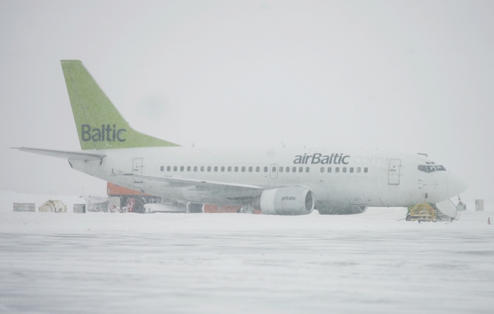 Vilniaus oro uoste vėluoja dalis skrydžių