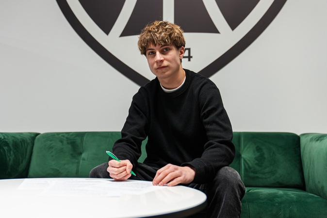 „Kauno Žalgiris“ pasirašė profesionalų kontraktą su 16-mečiu klaipėdiečiu Zubavičiumi