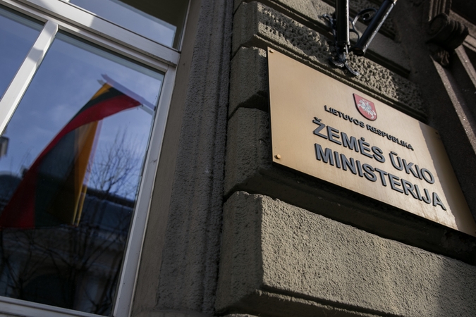 Žemės ūkio viceministrui – raginimai trauktis