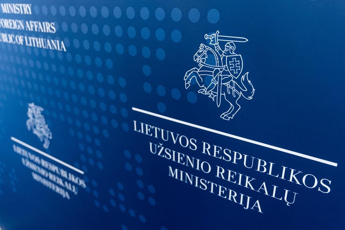 Lietuva dėl naujausių kontrabandinių balionų įskridimų Baltarusijai įteikė protesto notą