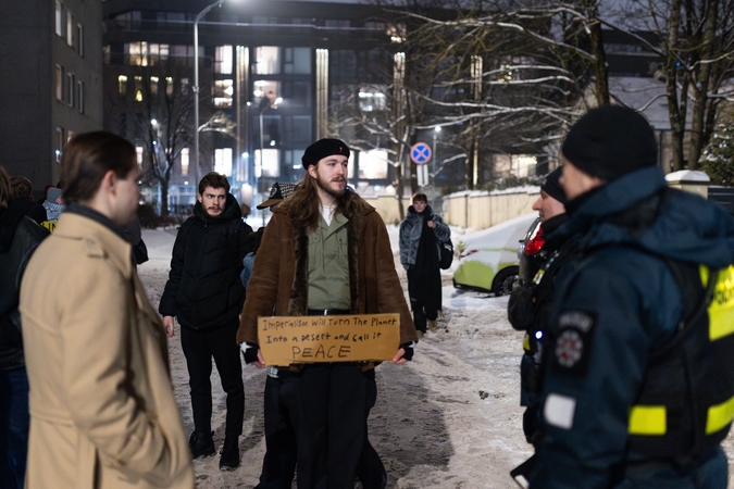 Protesto akcija prieš JAV veiksmus Venesueloje