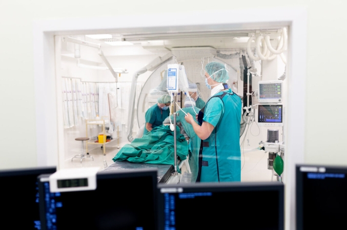 Lietuva sieks pritraukti užsienyje dirbančių ir neaktyvių sveikatos priežiūros specialistų