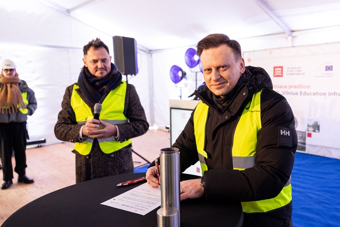 Būsimojo Pilaitės darželio simbolinės kapsulės įkasimas