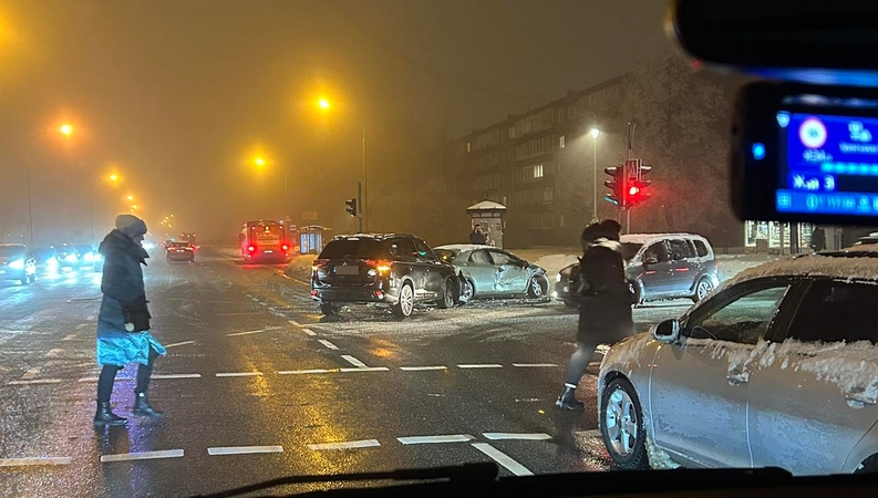 Vairuotojams baimę keliančioje sankryžoje – ir vėl eismo įvykis