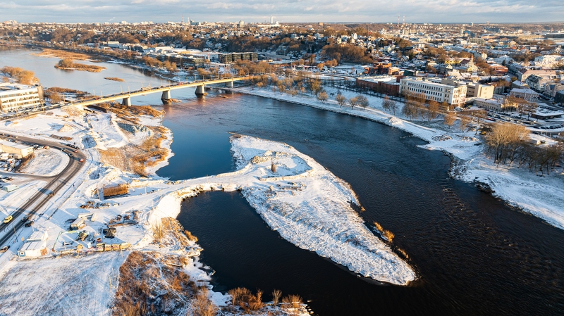 Statomas tiltas tarp Brastos gatvės ir Senamiesčio