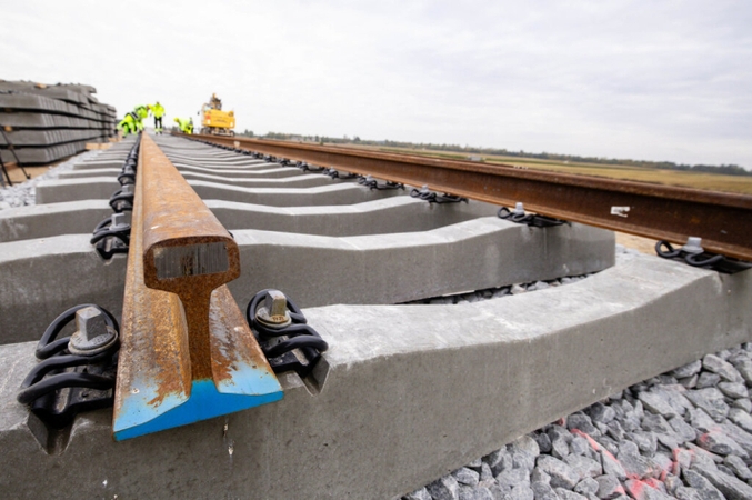 Europos Audito Rūmai: „Rail Baltica“ statyba nebus baigta 2030 metais, galutinio termino nėra