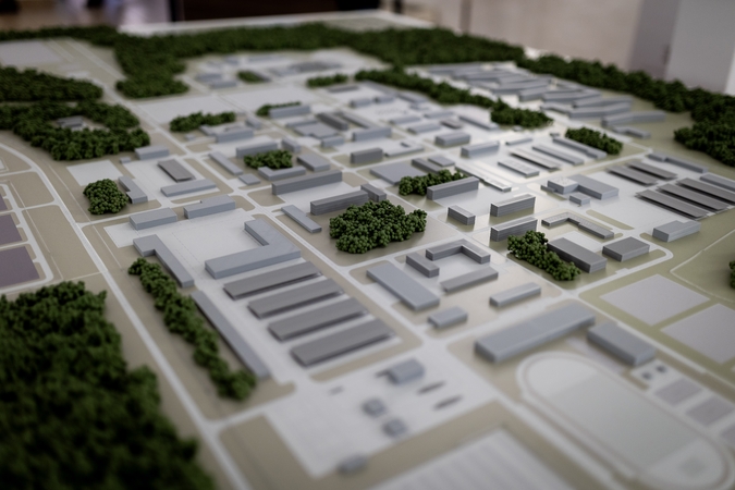 Rūdninkų karinio miestelio vystymo II etapo sutarčių pasirašymas