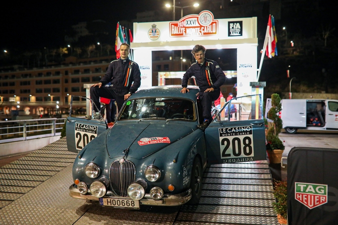 Ekipažas: K. Raišys (dešinėje) su O. Meilūnu triumfavo 2024 m. „Rallye Monte Carlo Historique“.
