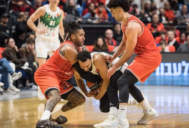 Indėlis: žalgirietis N. Williamsas-Gossas per mačą su „Hapoel“ surinko 17 taškų.