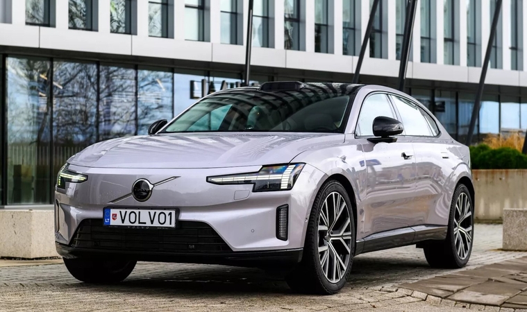 Naujokas: pernai gruodį Lietuvoje įregistruotas pirmasis „Volvo ES90“.